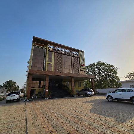 Rbs Hotel And Lawn Ayodhya Buitenkant foto